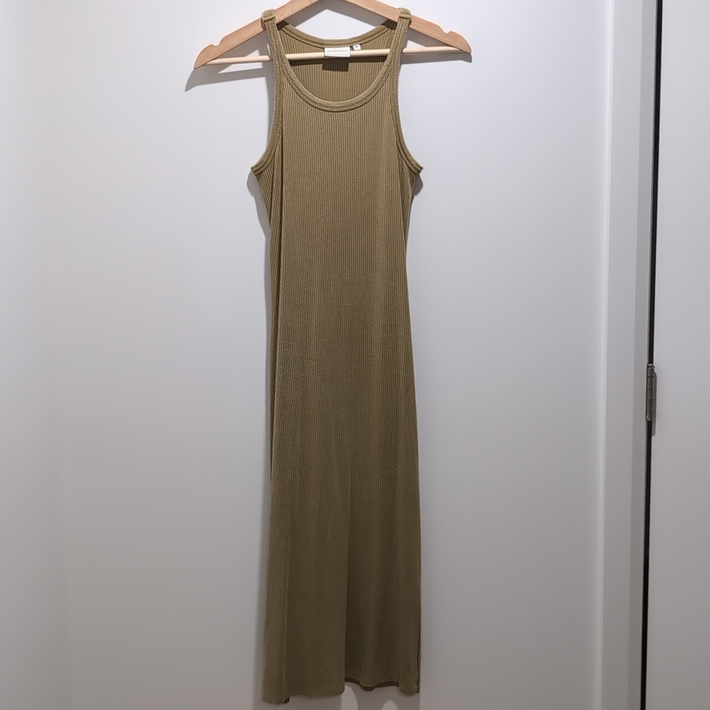 Richer Poorer Olive Maxi Dress